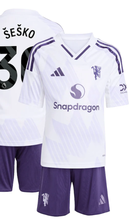 MANCHESTER UNITED 2025/2026 DRITTES KINDER-TRIKOTSET - ŠEŠKO #30