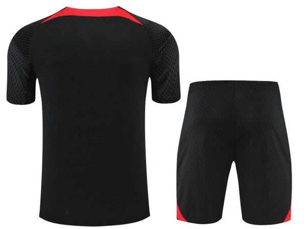 LIVERPOOL FC TRAININGSANZUG 2022/23 SCHWARZ